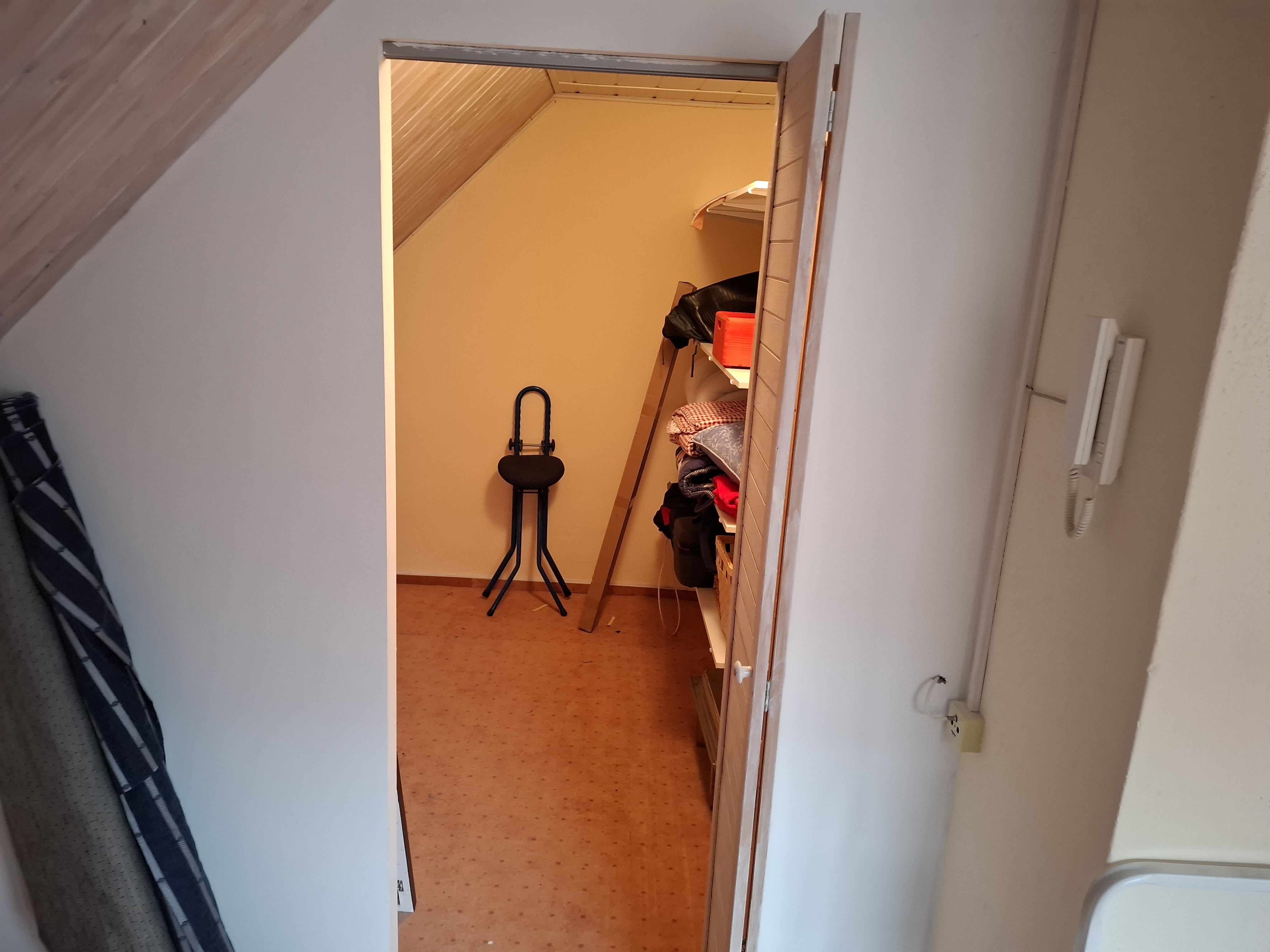 Ankleide_OG.jpg