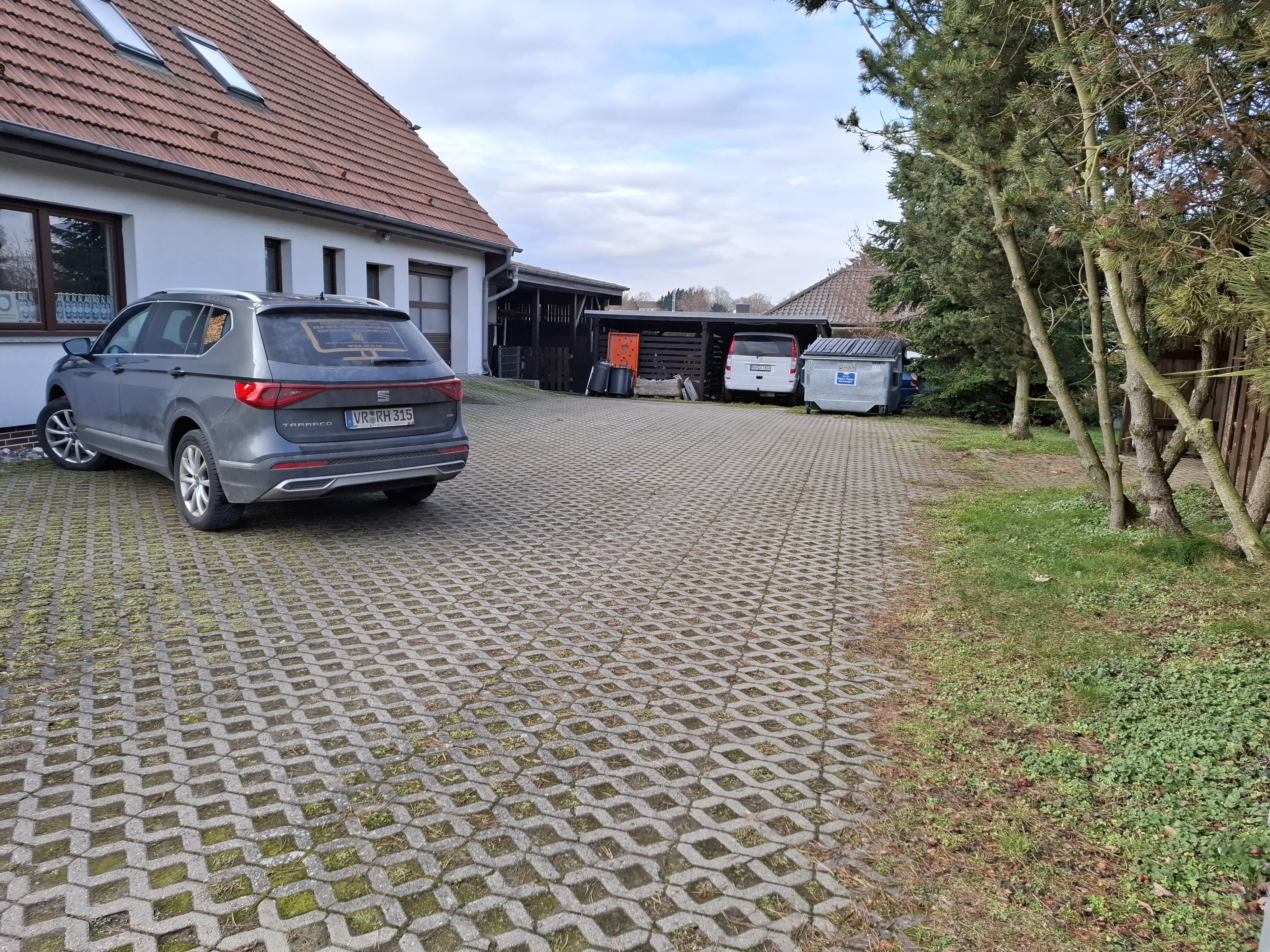 Parkplatz.jpg